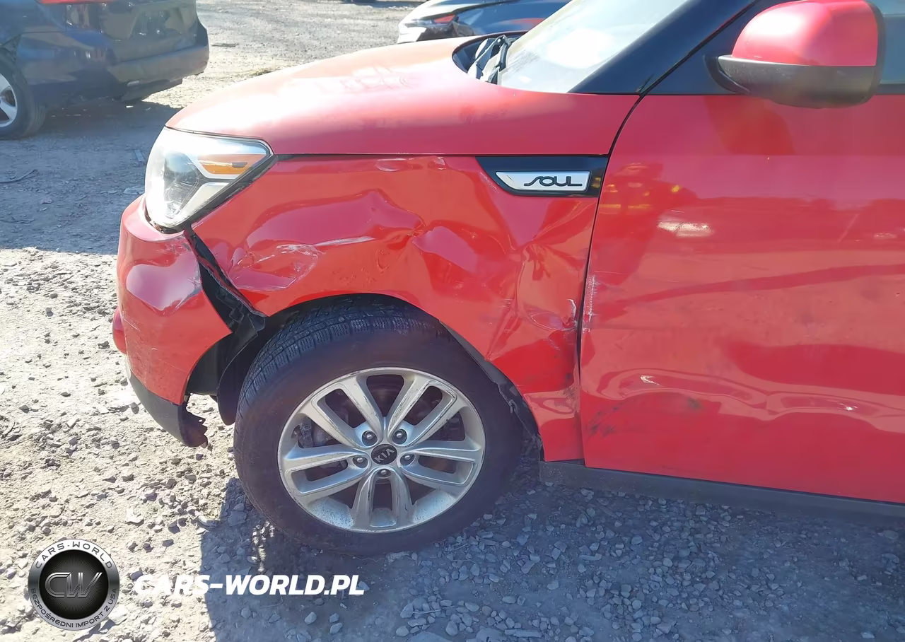2018 Kia Soul + VIN:KNDJP3A55J7592872 - 6