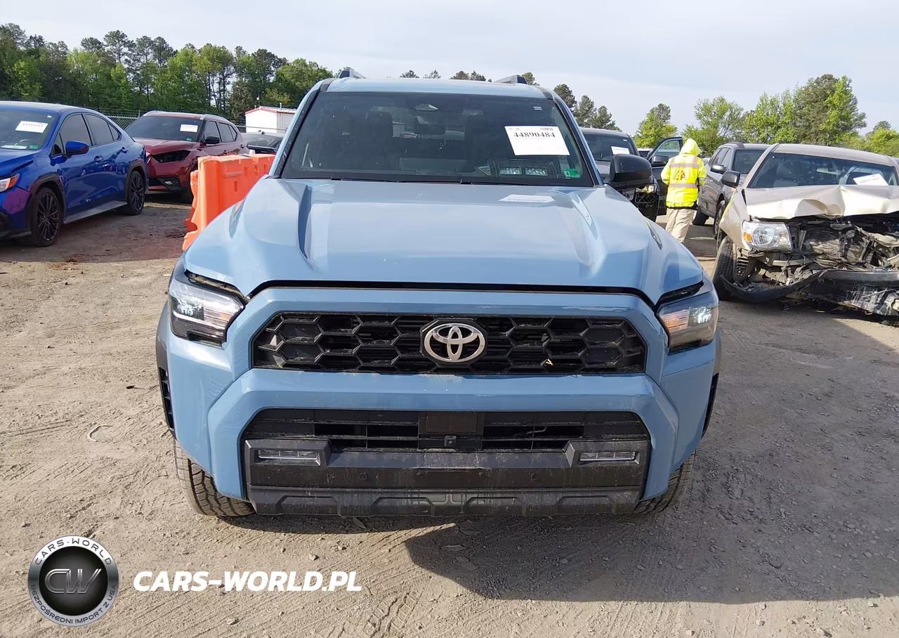 2025 Toyota 4Runner Trd Off Road Premium VIN:JTEVA5BR8S5012460 - 12