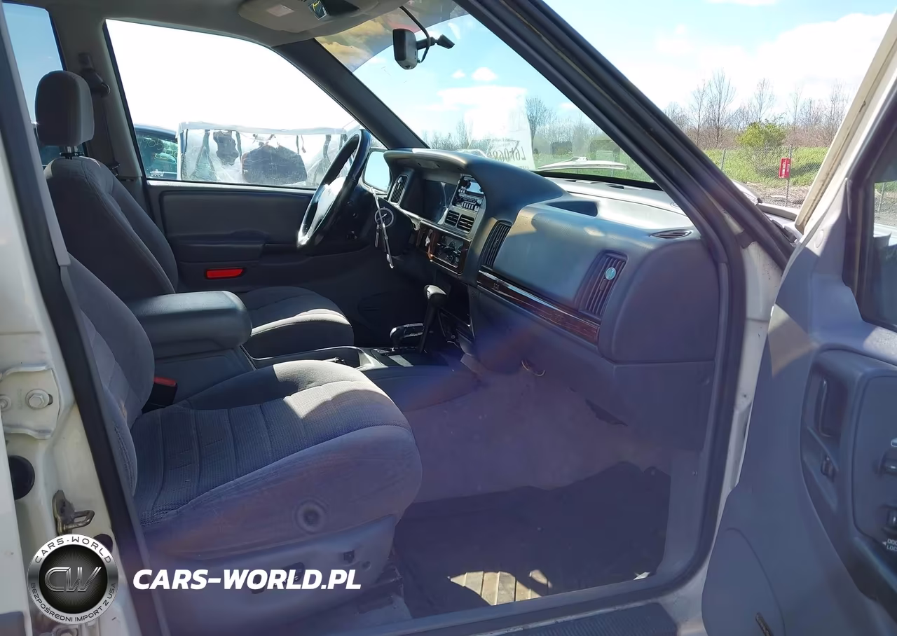 1996 Jeep Grand Cherokee Laredo VIN:1J4GZ58YXTC284570 - 5