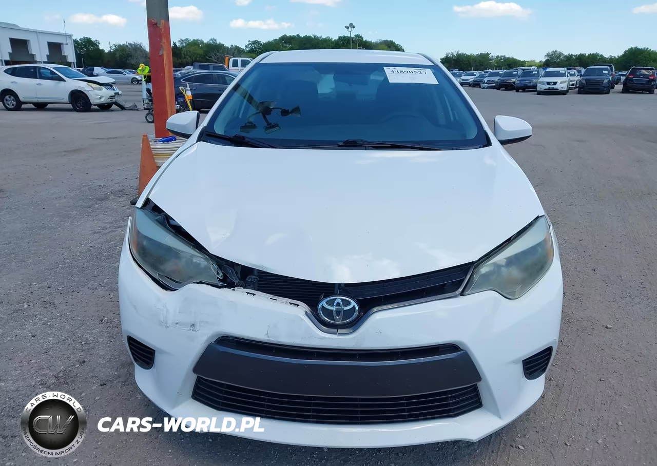 2016 Toyota Corolla Le VIN:5YFBURHE4GP564199 - 12