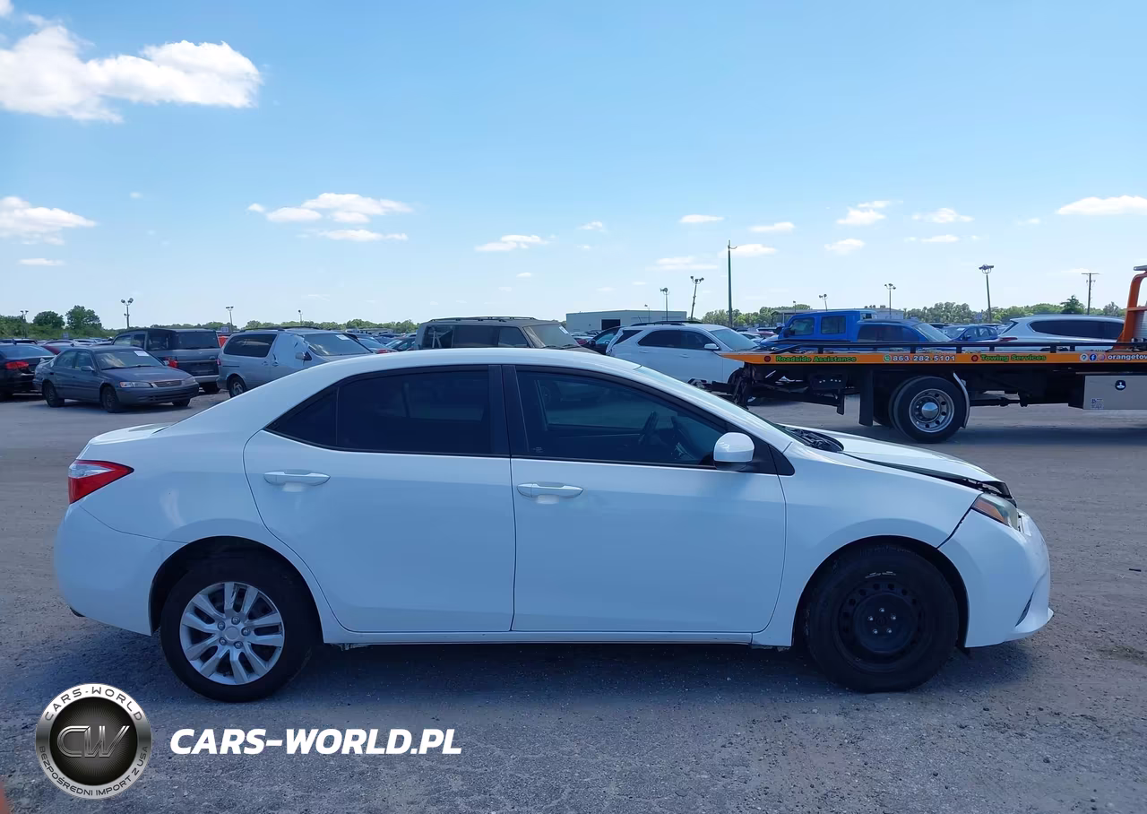 2016 Toyota Corolla Le VIN:5YFBURHE4GP564199 - 13