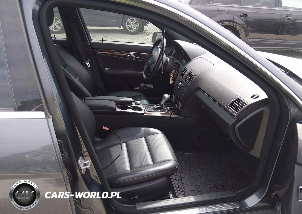 2010 Mercedes-Benz C 300 Luxury 4Matic VIN:WDDGF8BB9AF448705 - 5