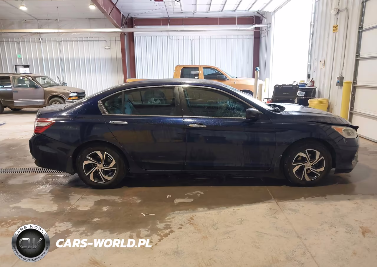 2017 Honda Accord Lx VIN:1HGCR2F39HA057708 - 13