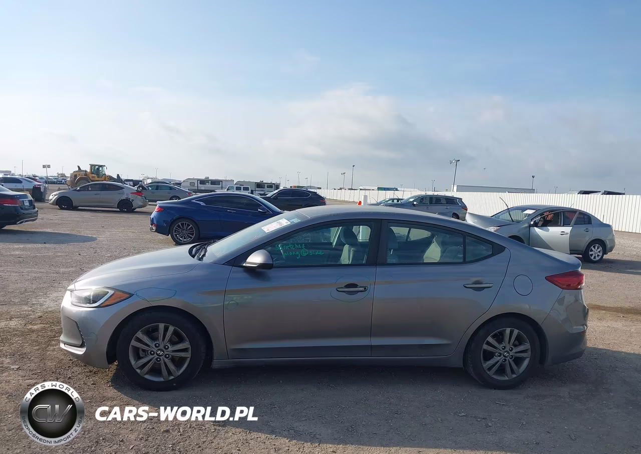 2018 Hyundai Elantra Sel VIN:5NPD84LF9JH293807 - 13
