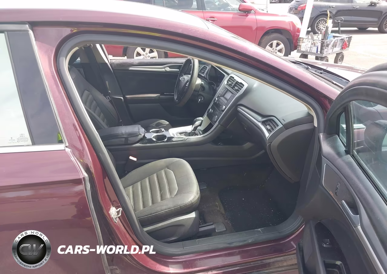 2013 Ford Fusion Se VIN:3FA6P0H77DR118341 - 5