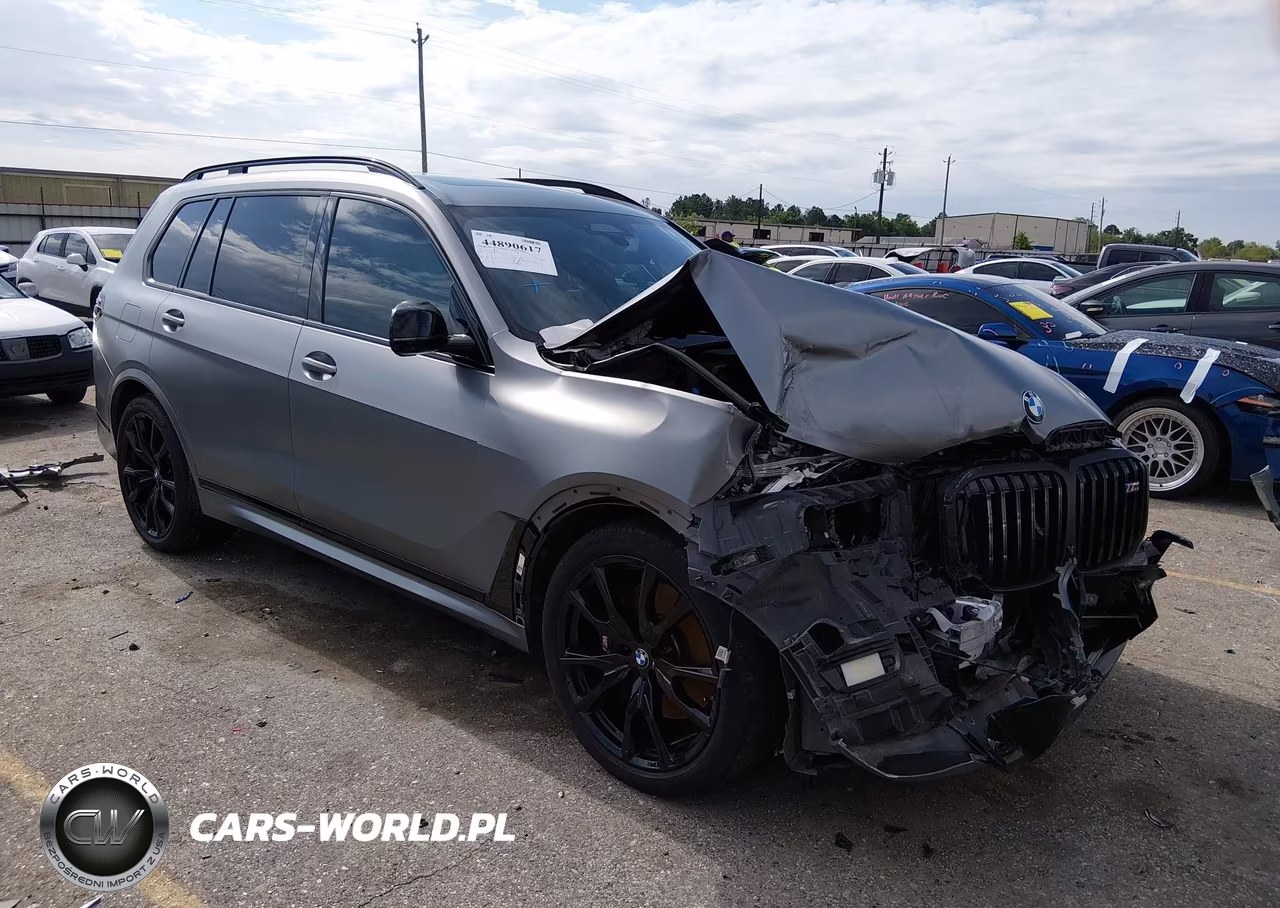 2025 BMW X7 M60I – zdjęcie 1 z 17