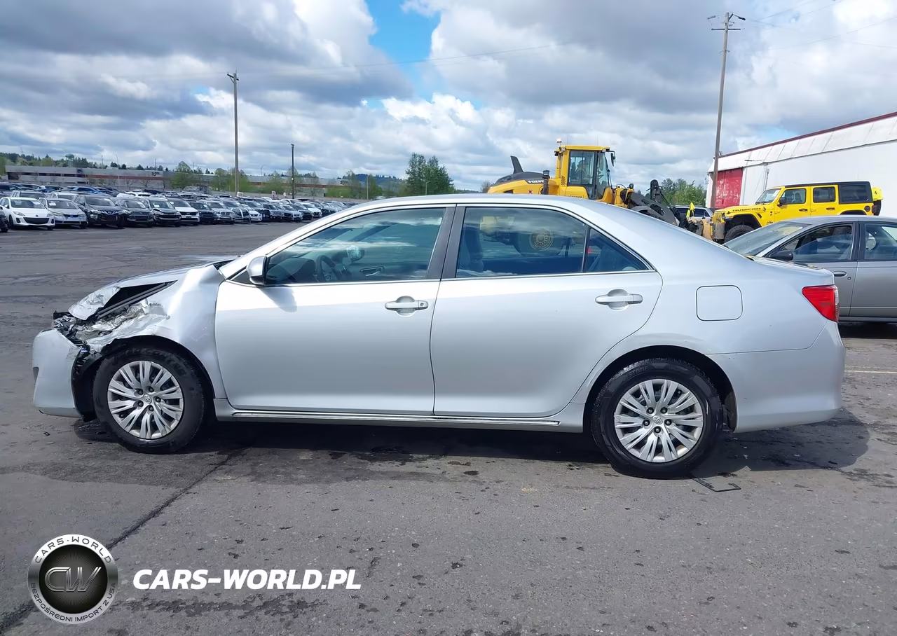 2012 Toyota Camry Le VIN:4T4BF1FK6CR220313 - 14