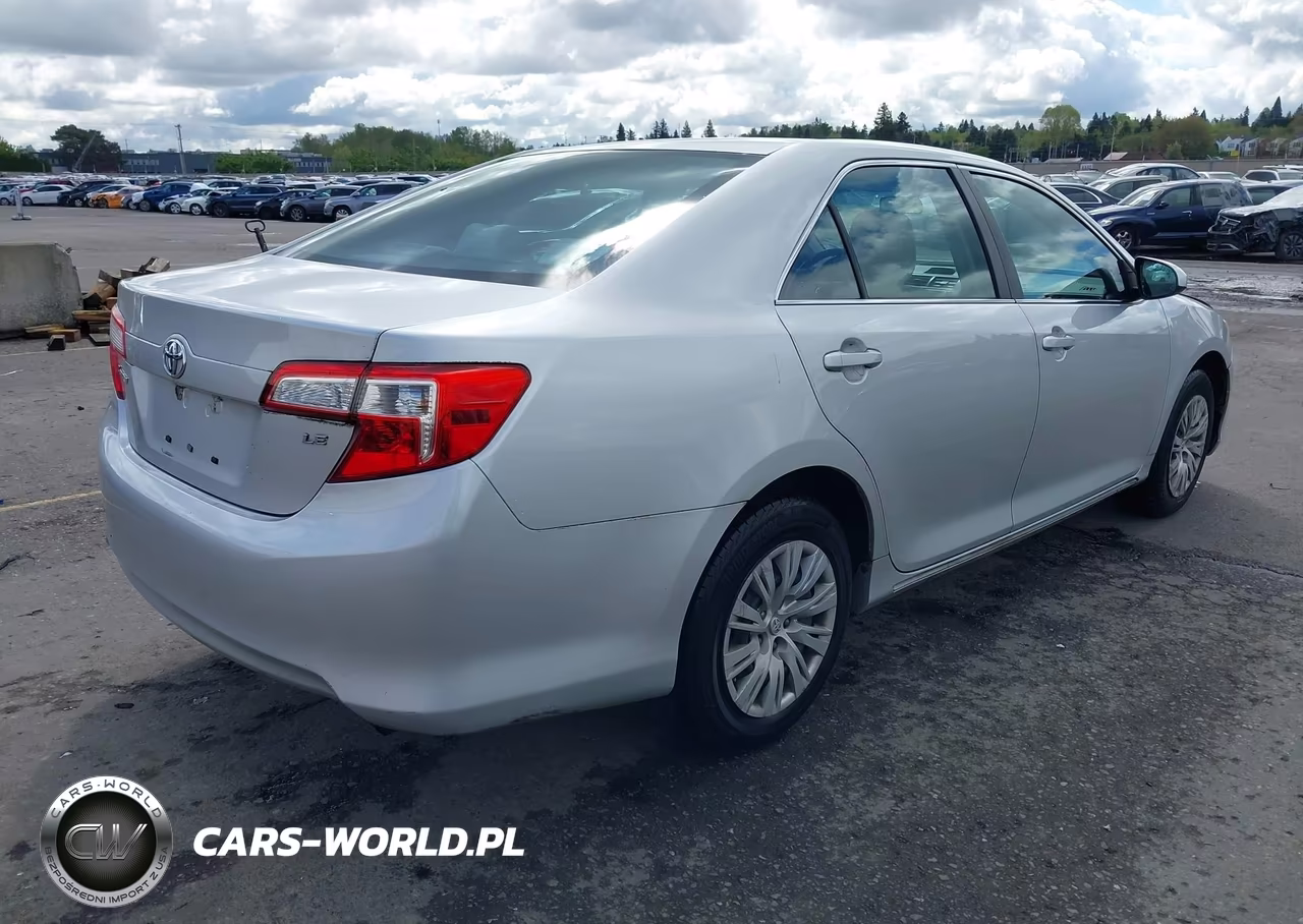 2012 Toyota Camry Le VIN:4T4BF1FK6CR220313 - 4
