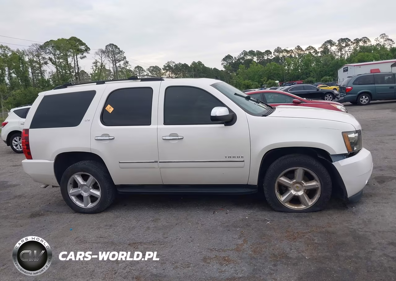 2012 Chevrolet Tahoe Ltz VIN:1GNSKCE05CR204474 - 13