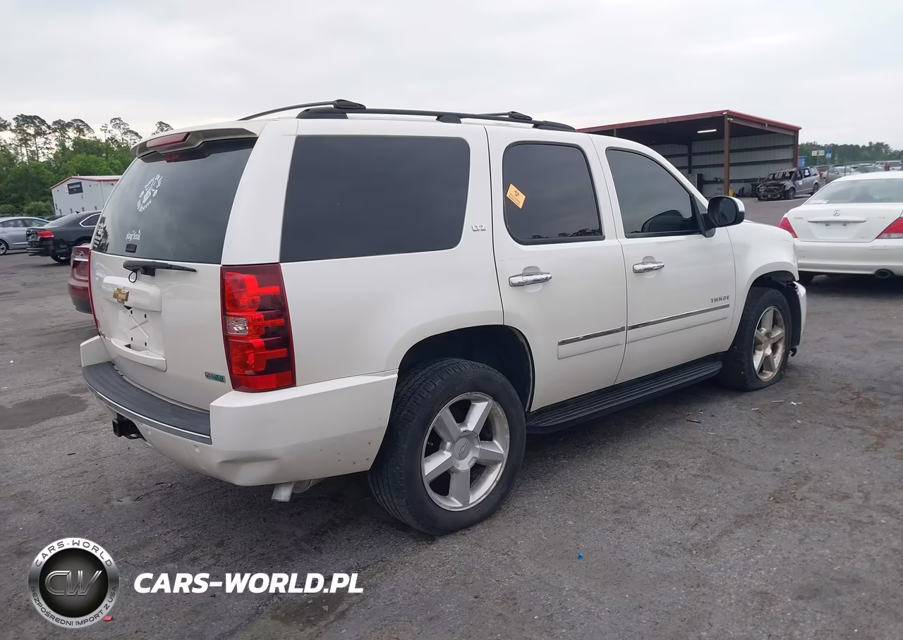 2012 Chevrolet Tahoe Ltz VIN:1GNSKCE05CR204474 - 4