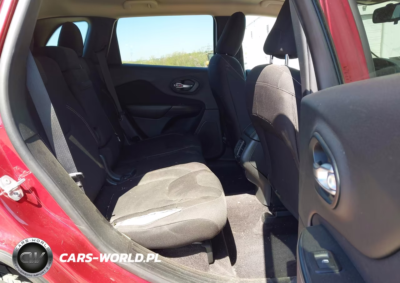 2017 Jeep Cherokee Latitude Fwd VIN:1C4PJLCB8HW502497 - 8