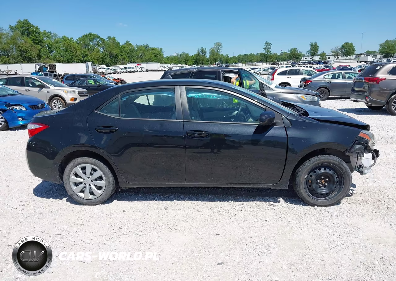 2016 Toyota Corolla Le VIN:5YFBURHEXGP548380 - 14