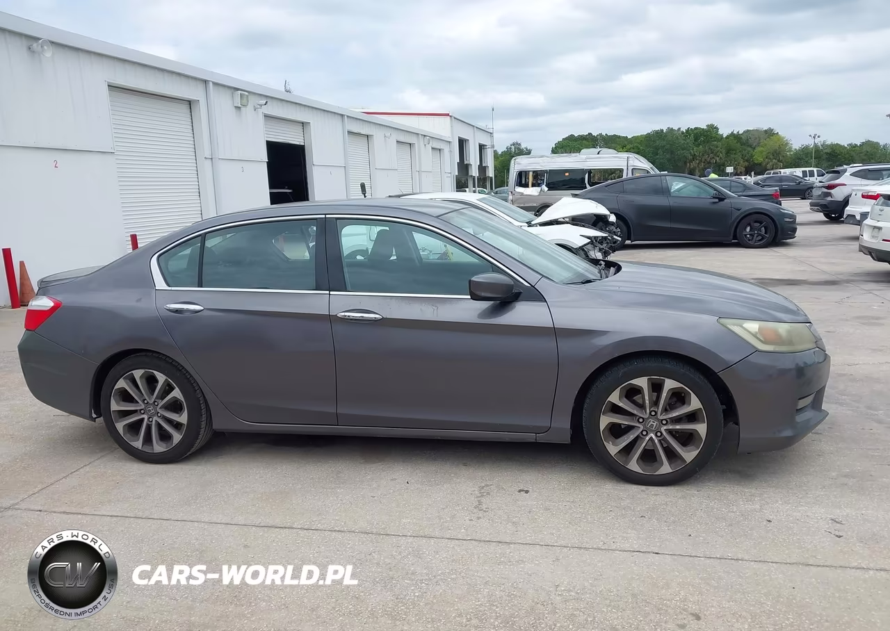2014 Honda Accord Sport VIN:1HGCR2E52EA229981 - 14