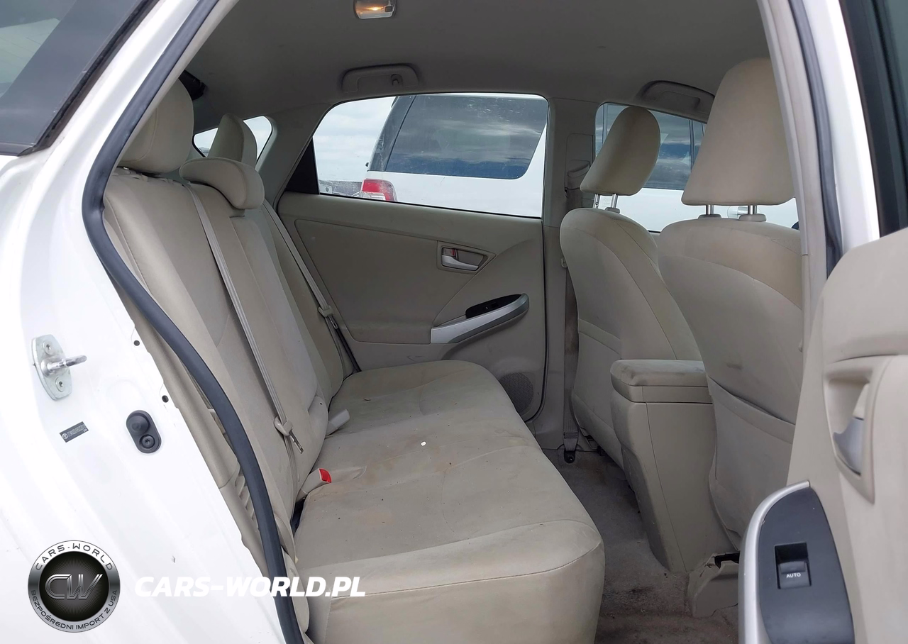 2011 Toyota Prius Two VIN:JTDKN3DU9B0323118 - 8
