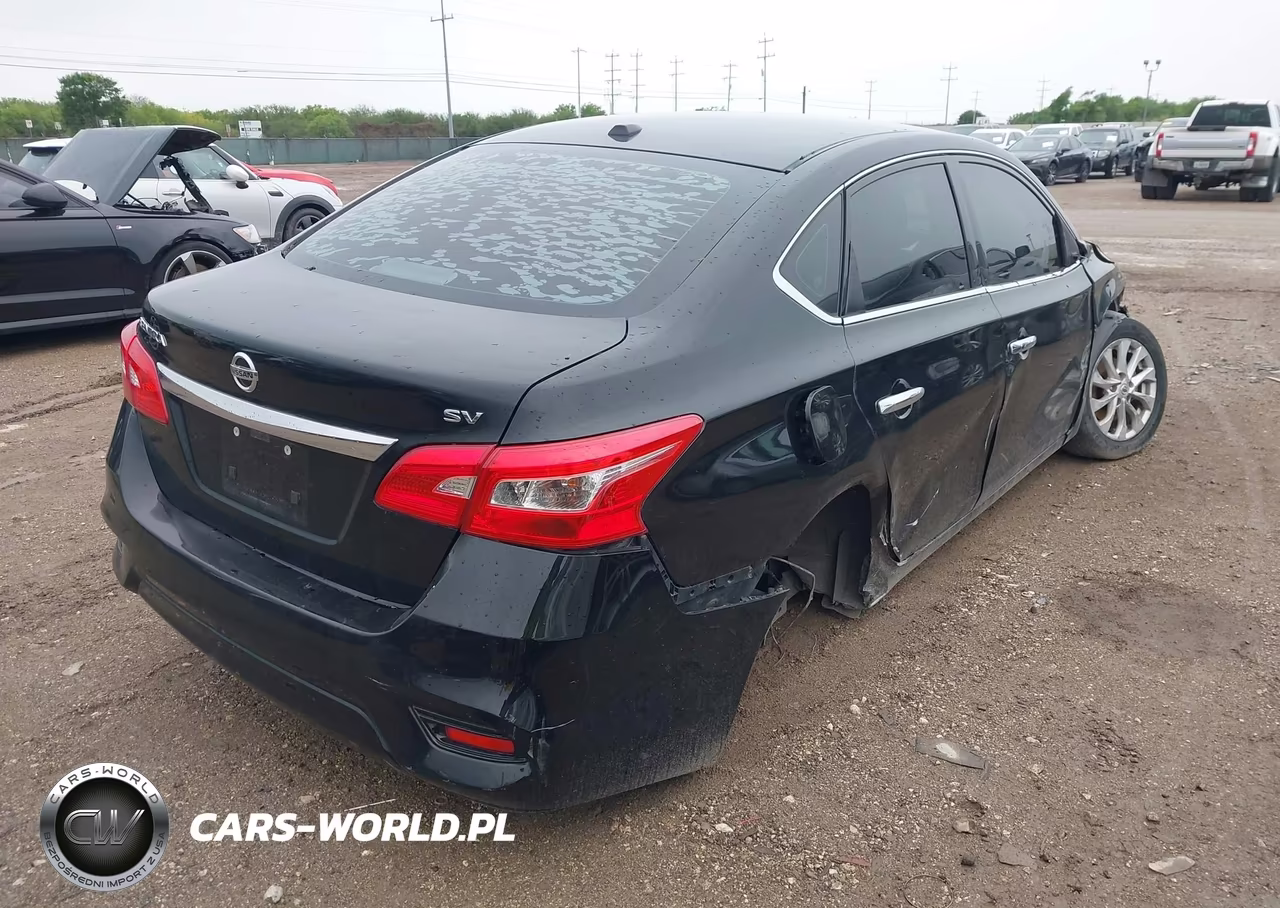 2018 Nissan Sentra Sv VIN:3N1AB7AP4JL636415 - 4