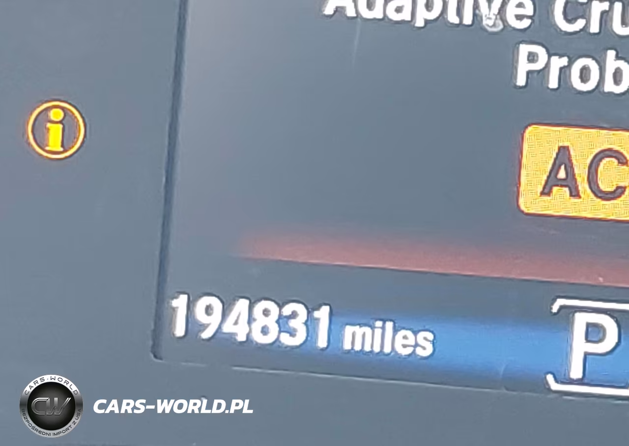 2018 Honda Pilot Elite VIN:5FNYF6H01JB055987 - 16