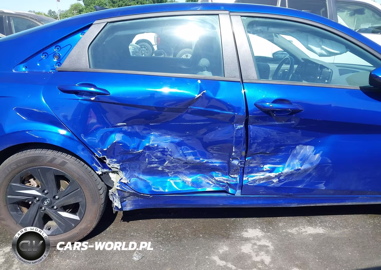 2021 Hyundai Elantra Sel VIN:5NPLS4AG4MH005379 - 5