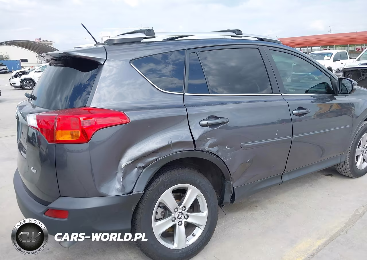 2015 Toyota Rav4 Xle VIN:2T3WFREV9FW231632 - 6