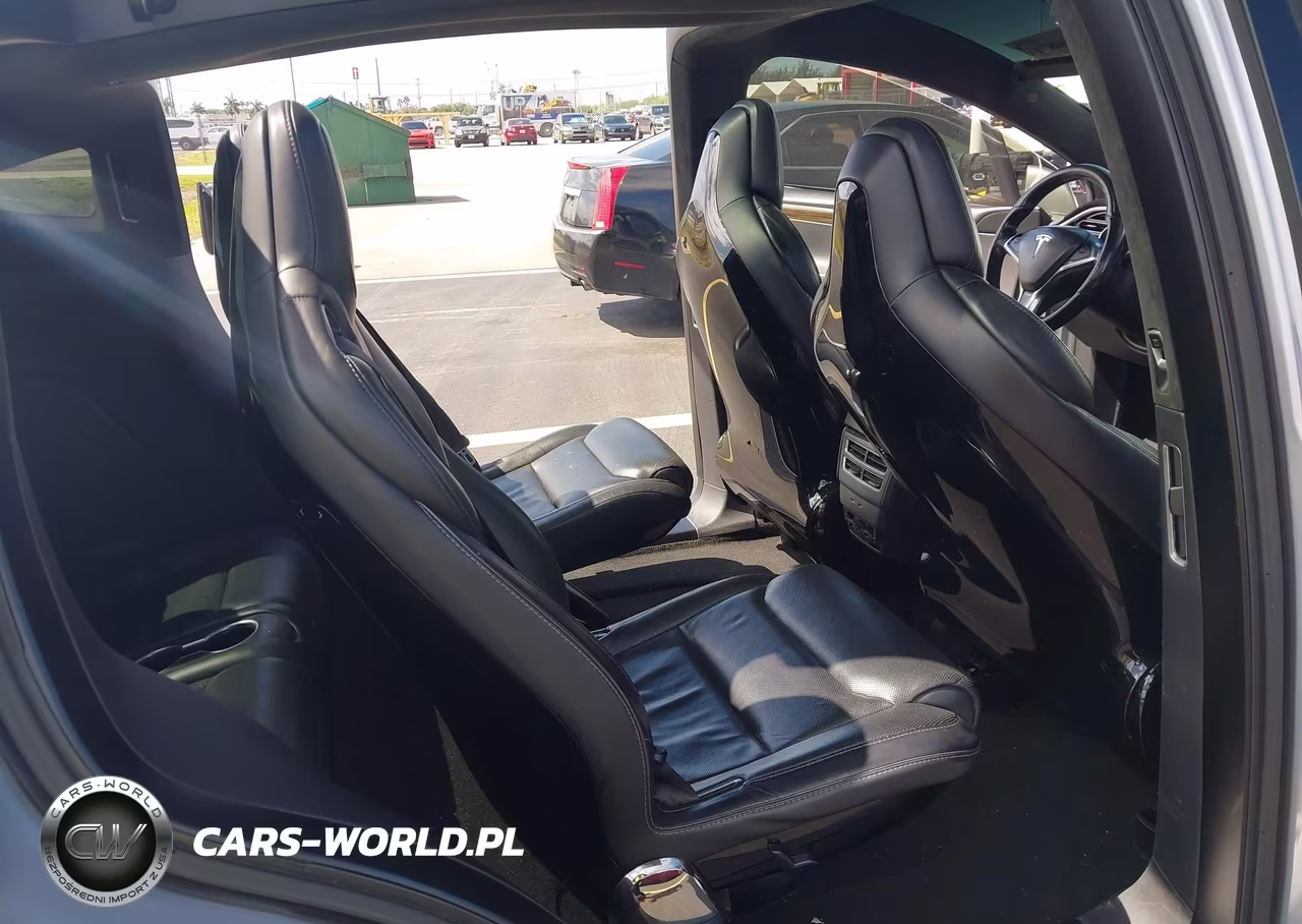 2016 Tesla Model X 60D-70D-75D-90D-P100D VIN:5YJXCBE25GF019120 - 8