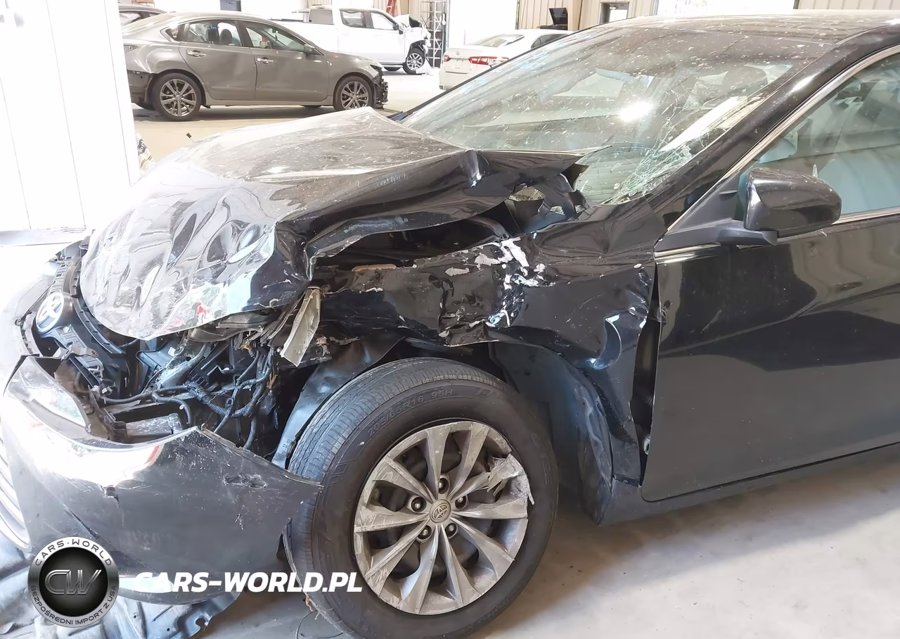 2016 Toyota Camry Le VIN:4T1BF1FK6GU227665 - 6