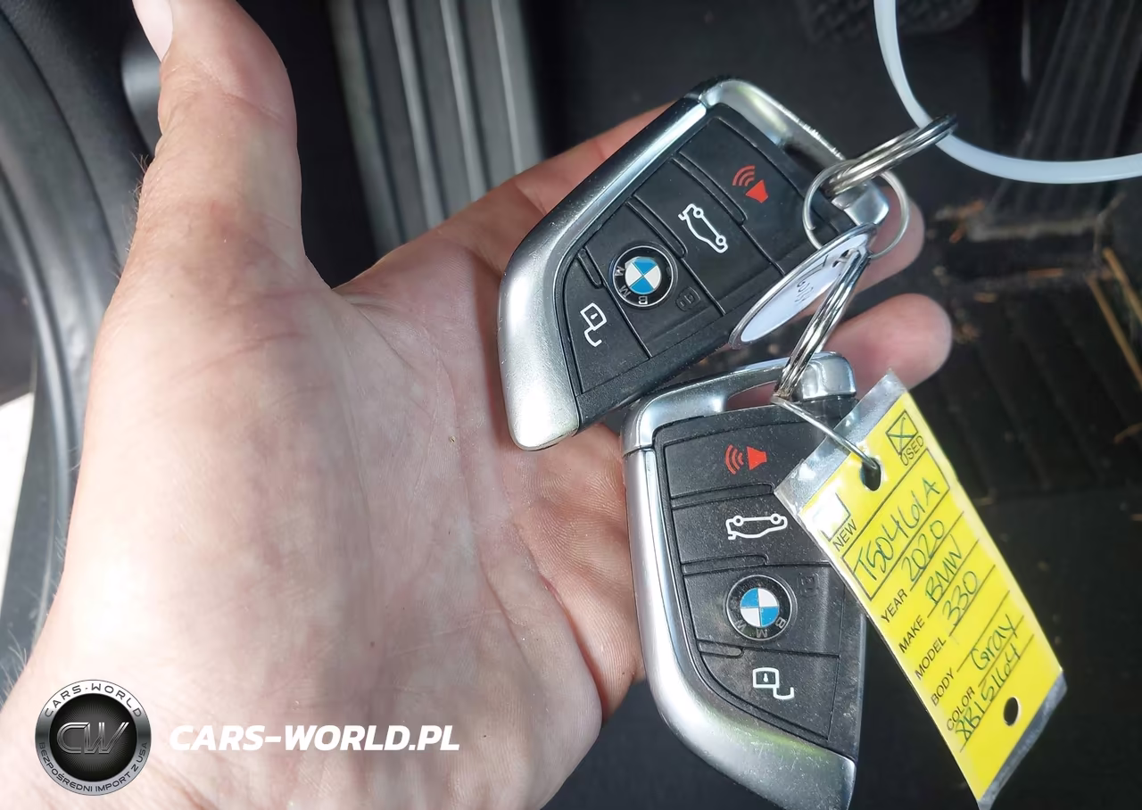2020 BMW 330I xDrive VIN:3MW5R7J08L8B15164 - 11