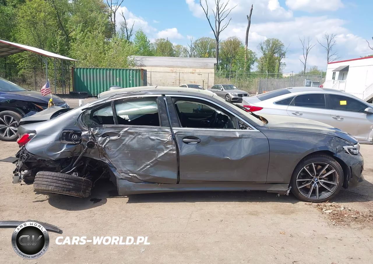 2020 BMW 330I xDrive VIN:3MW5R7J08L8B15164 - 13