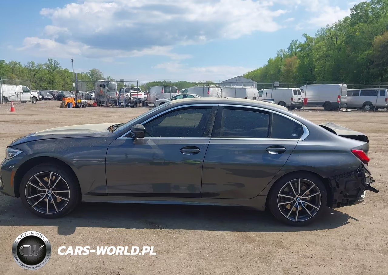 2020 BMW 330I xDrive VIN:3MW5R7J08L8B15164 - 14