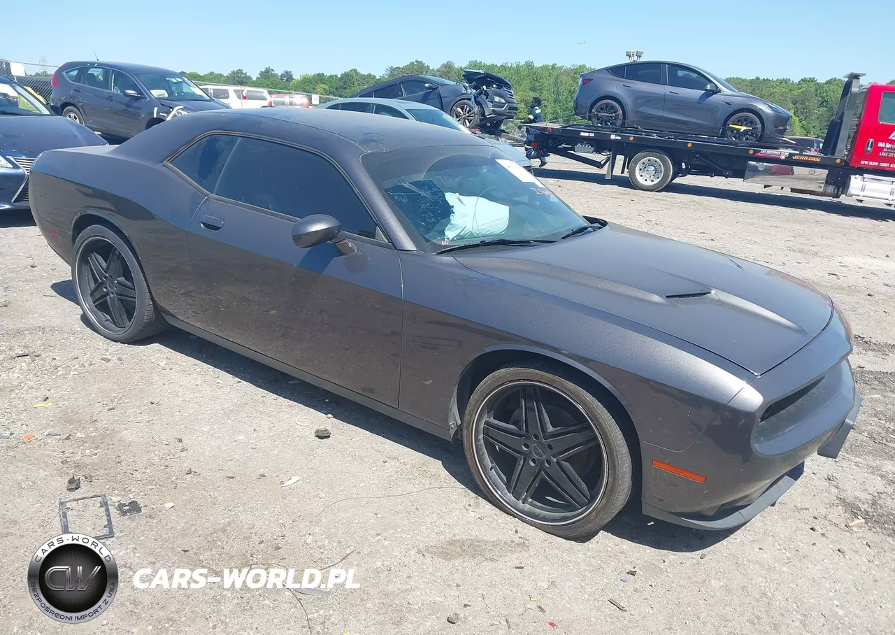 2017 Dodge Challenger Sxt
