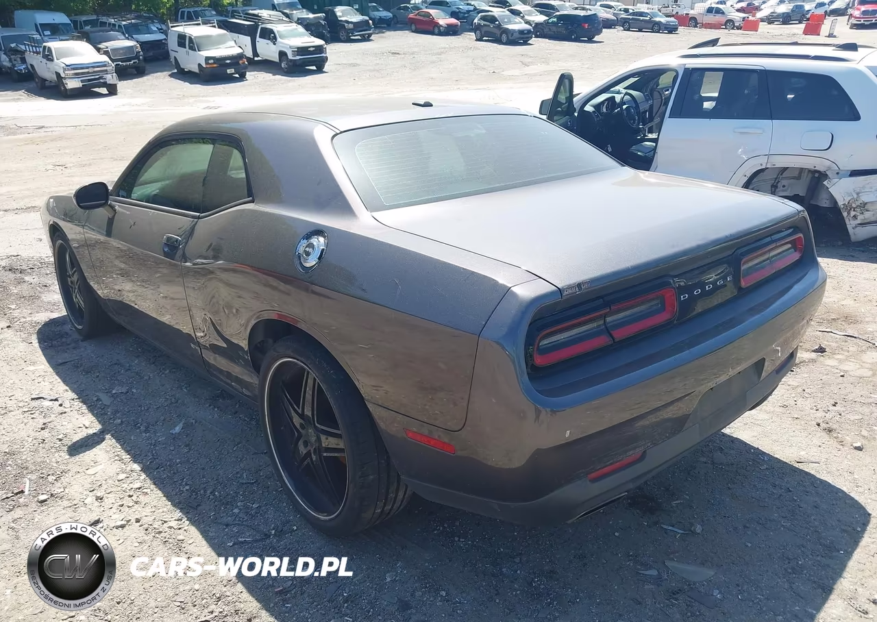 2017 Dodge Challenger Sxt VIN:2C3CDZAG4HH588966 - 3
