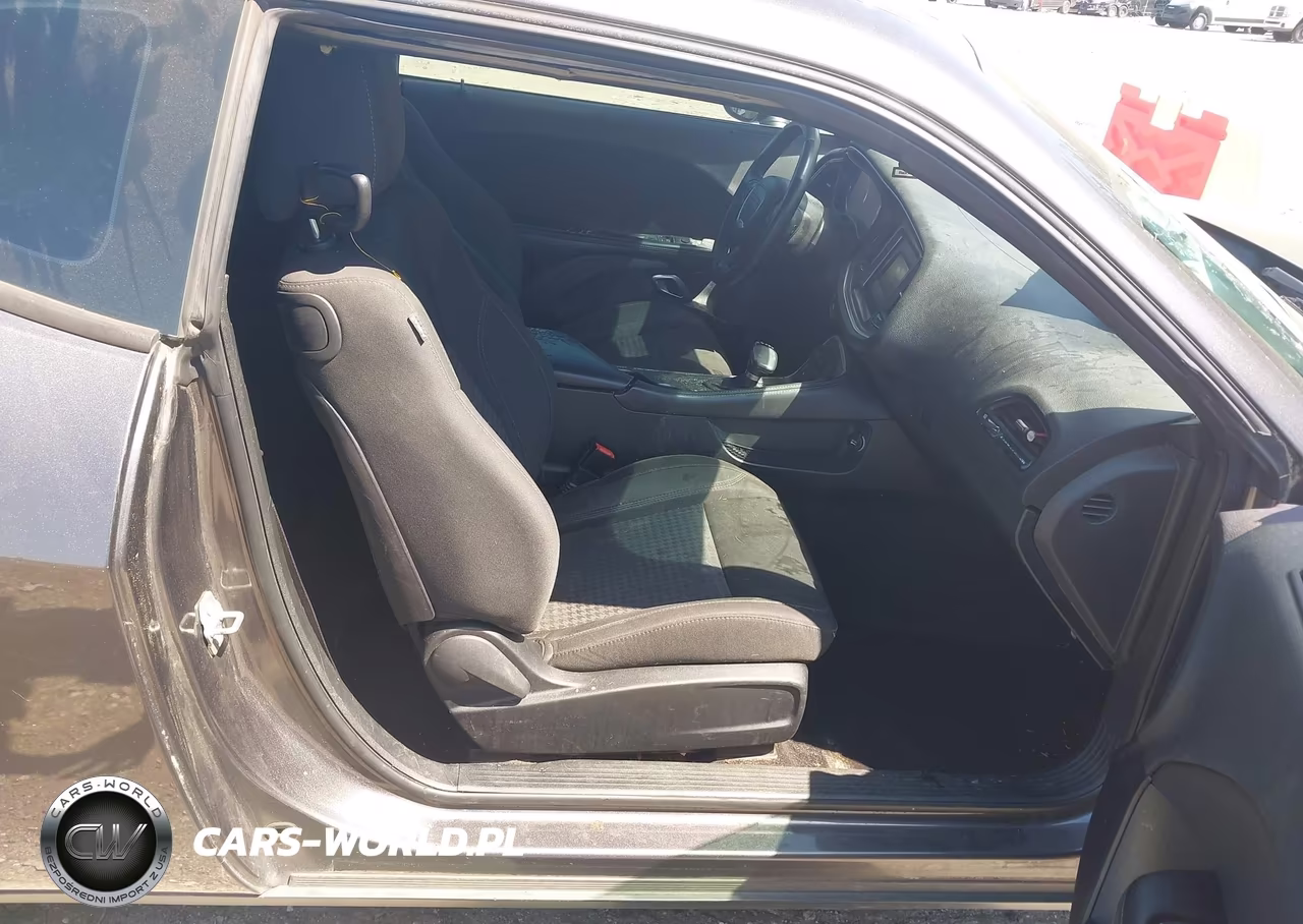 2017 Dodge Challenger Sxt VIN:2C3CDZAG4HH588966 - 5