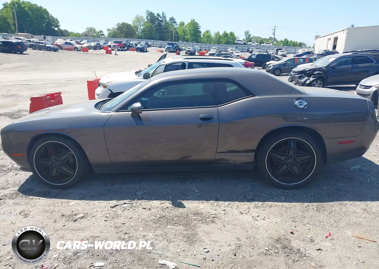2017 Dodge Challenger Sxt VIN:2C3CDZAG4HH588966 - 6