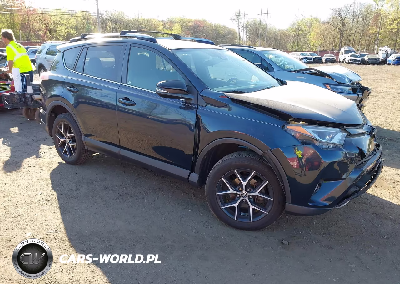 2017 Toyota Rav4 Se – zdjęcie 1 z 18