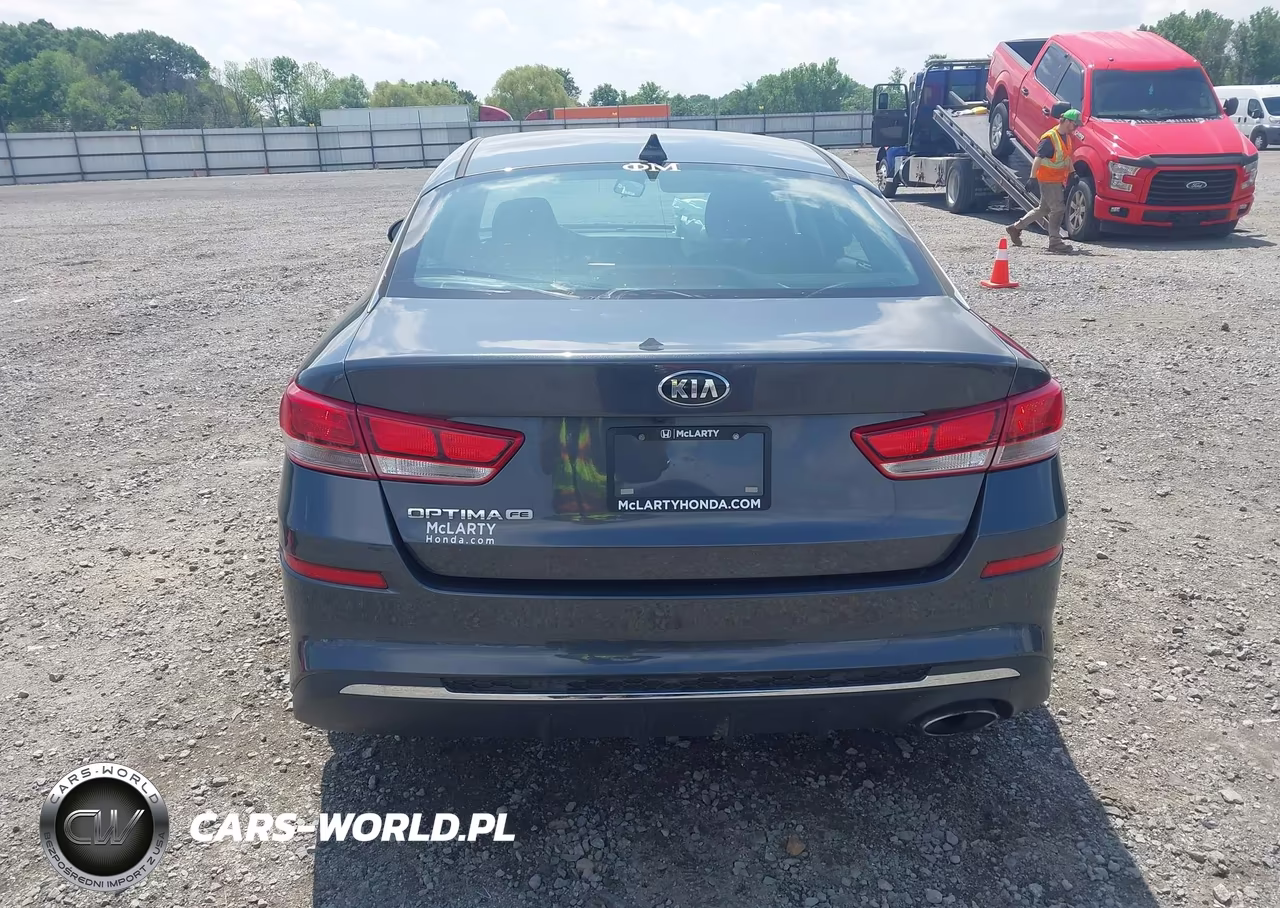 2020 Kia Optima Lx VIN:5XXGT4L38LG425486 - 16