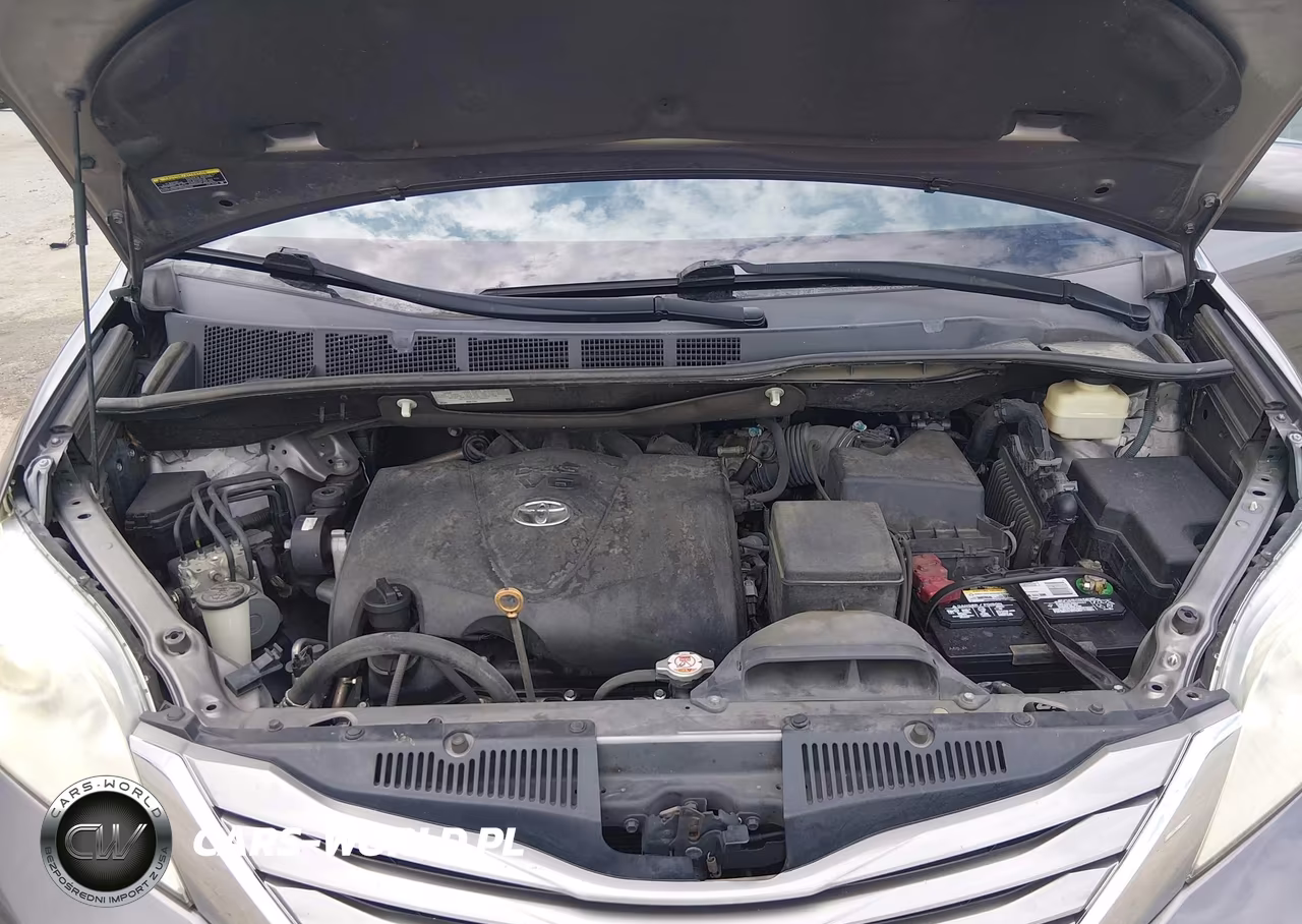 2017 Toyota Sienna Xle 8 Passenger VIN:5TDYZ3DC4HS846042 - 10