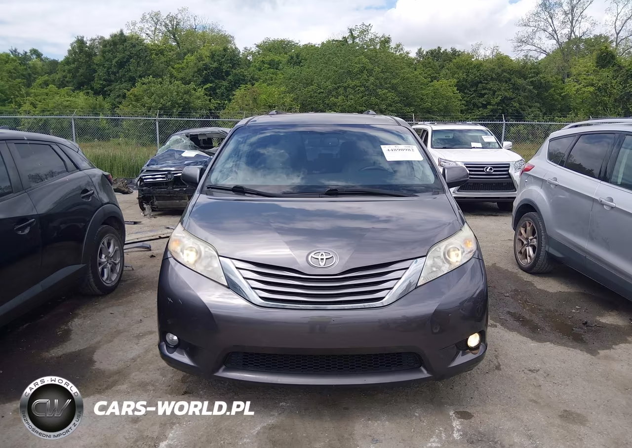 2017 Toyota Sienna Xle 8 Passenger VIN:5TDYZ3DC4HS846042 - 12