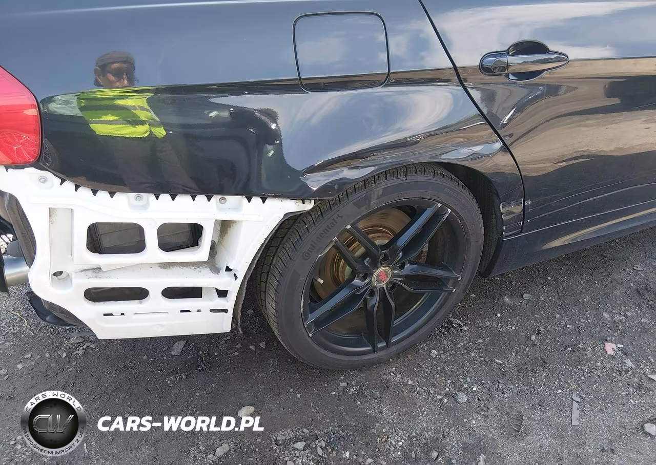 2011 BMW 335I xDrive VIN:WBAPL5G59BNN23380 - 17