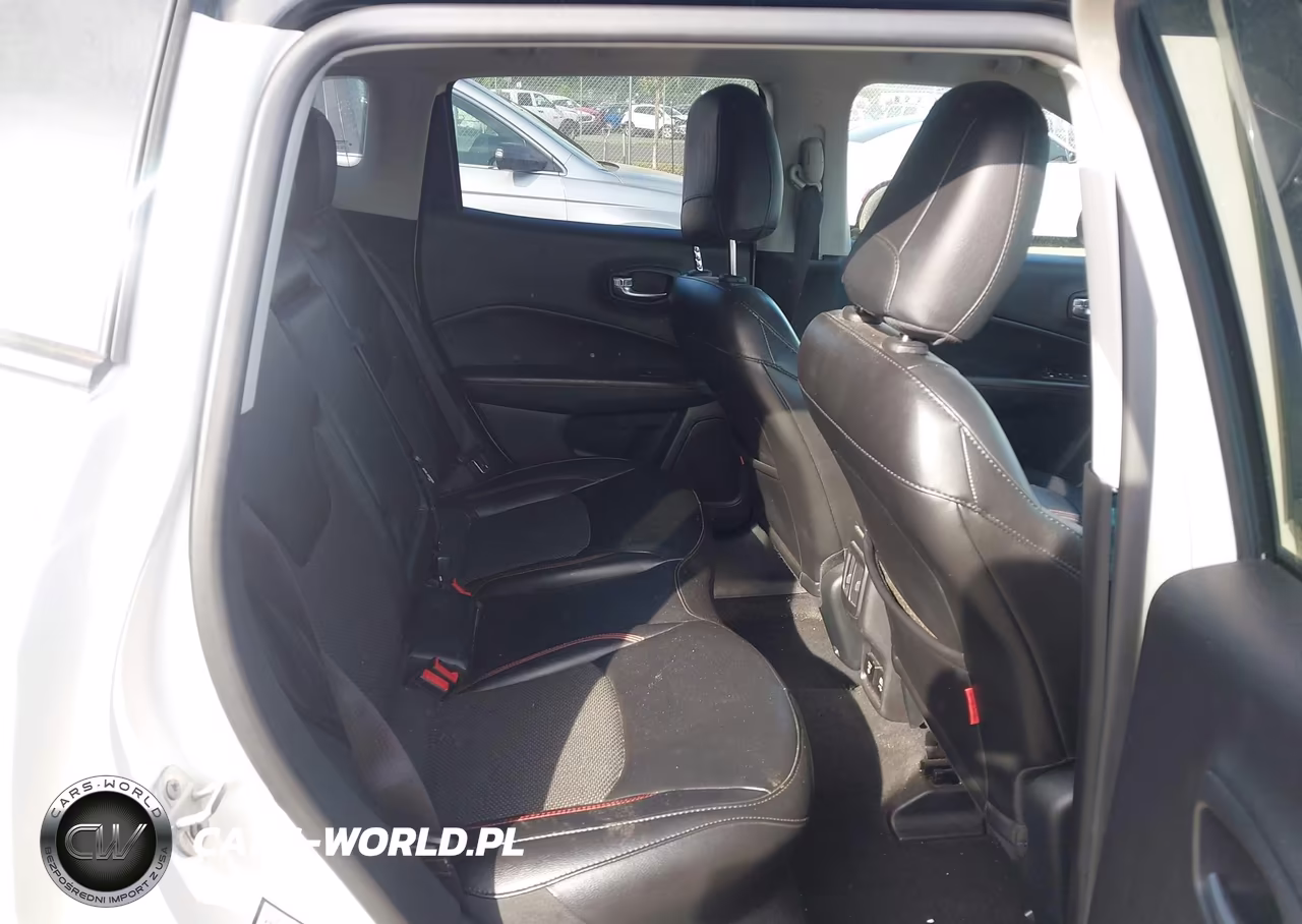 2020 Jeep Compass Trailhawk 4X4 VIN:3C4NJDDB5LT166947 - 8