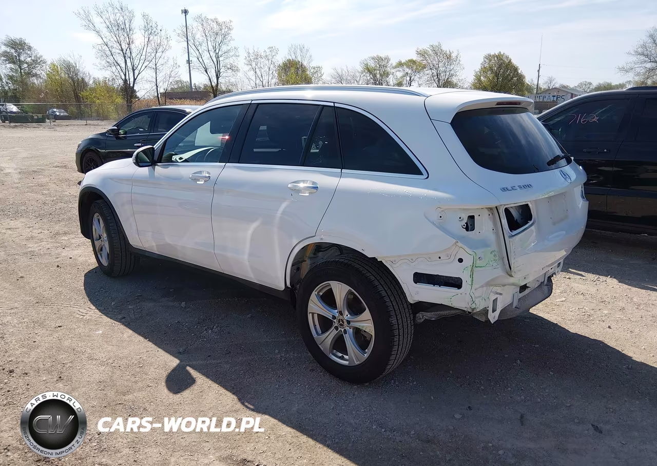 2018 Mercedes-Benz Glc 300 4Matic VIN:WDC0G4KB2JV087075 - 3