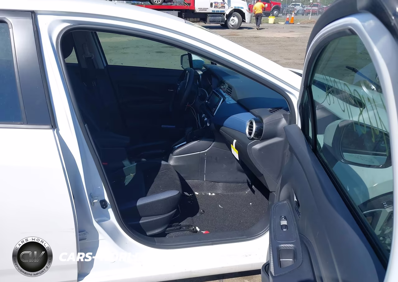 2025 Nissan Versa 1.6 Sv VIN:3N1CN8EVXSL864676 - 5