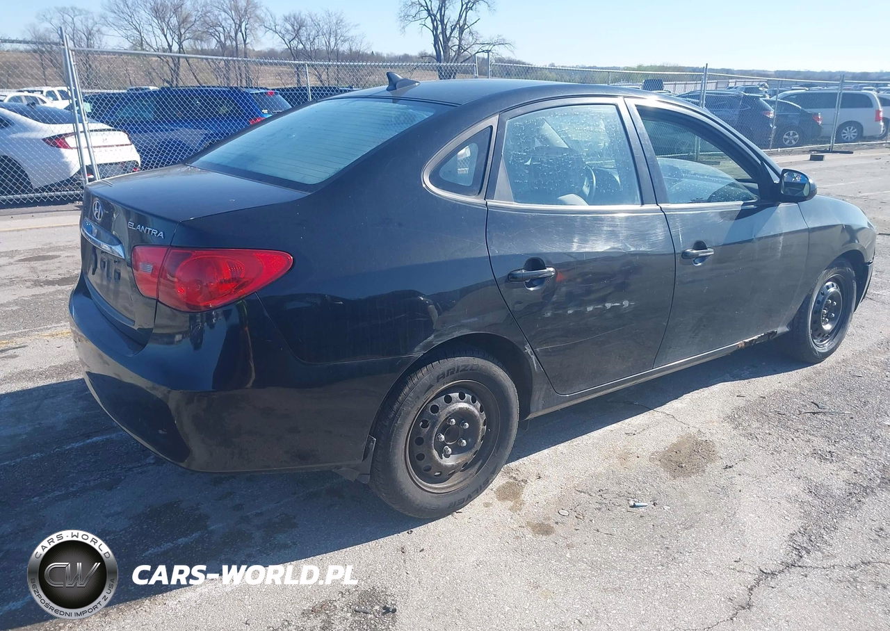 2010 Hyundai Elantra Gls VIN:KMHDU4AD6AU149727 - 4