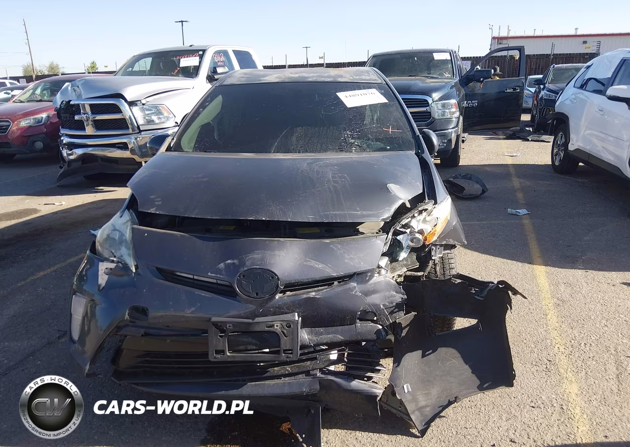 2013 Toyota Prius Two VIN:JTDKN3DU6D1692239 - 13