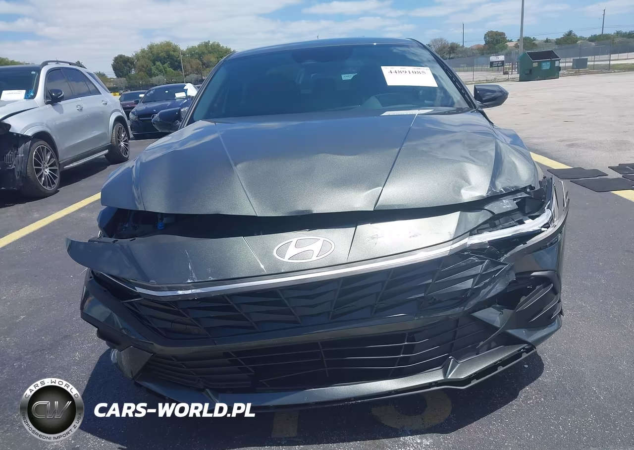 2025 Hyundai Elantra Sel Sport VIN:KMHLM4DG5SU896917 - 12