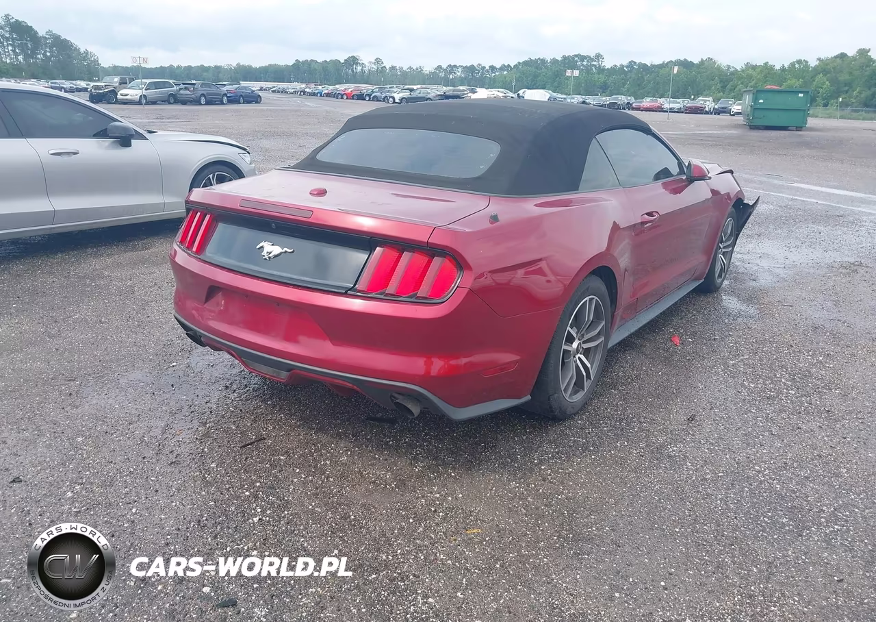 2015 Ford Mustang Ecoboost Premium VIN:1FATP8UH8F5412028 - 4
