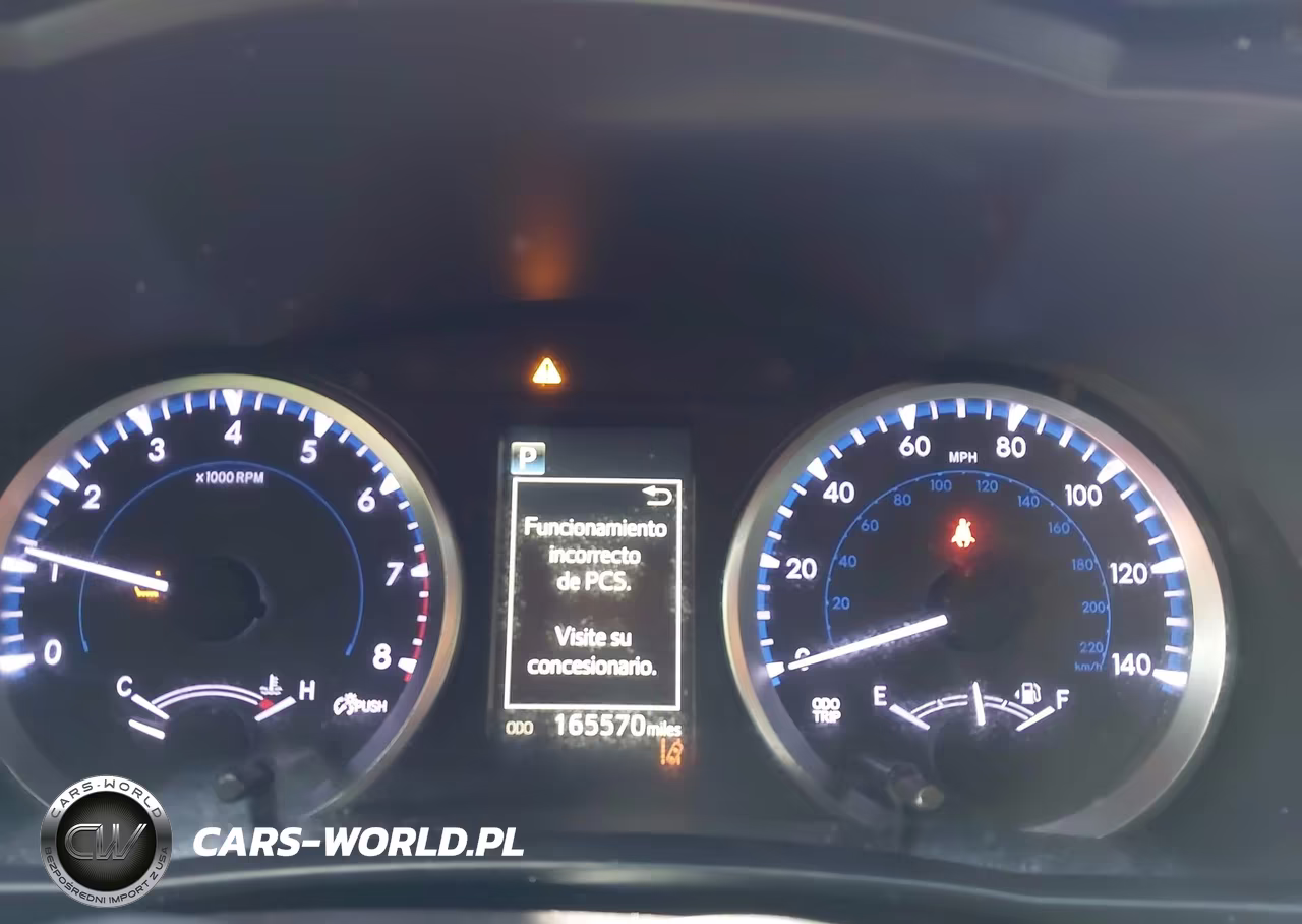2018 Toyota Highlander Le Plus VIN:5TDBZRFH9JS911667 - 7