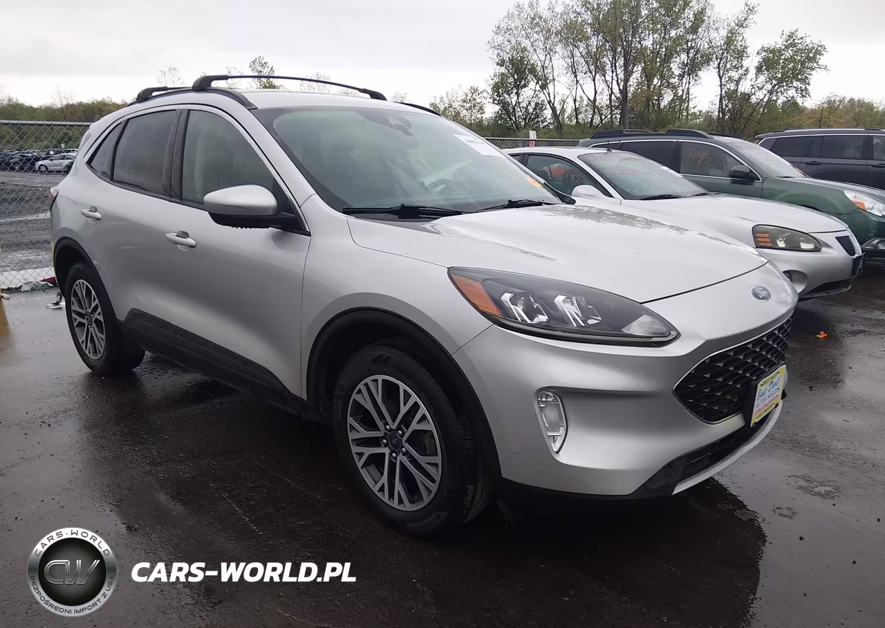 2020 Ford Escape Sel