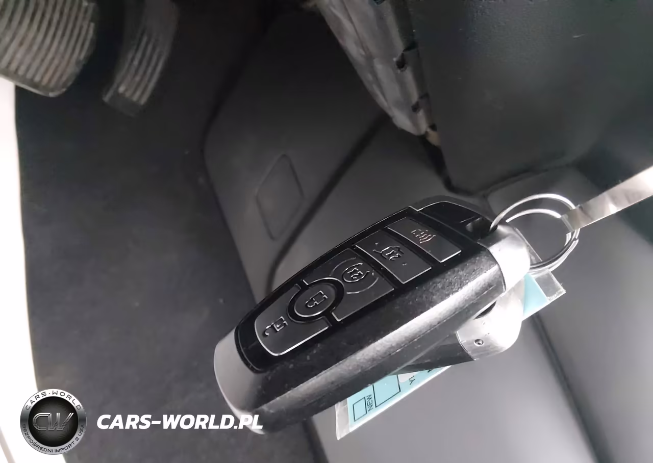 2020 Ford Escape Sel VIN:1FMCU9H65LUB44618 - 11