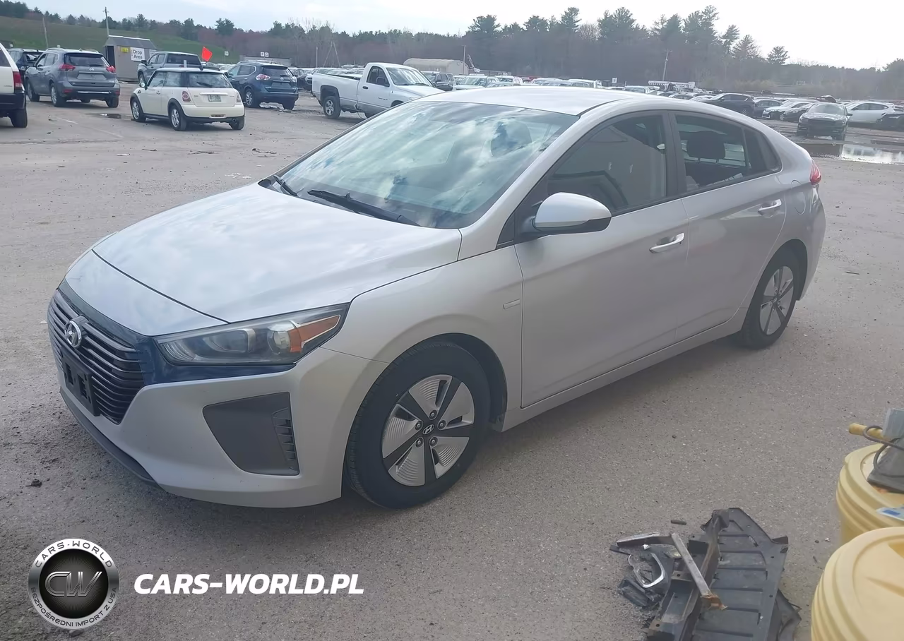 2018 Hyundai Ioniq Hybrid Blue VIN:KMHC65LC4JU075644 - 2