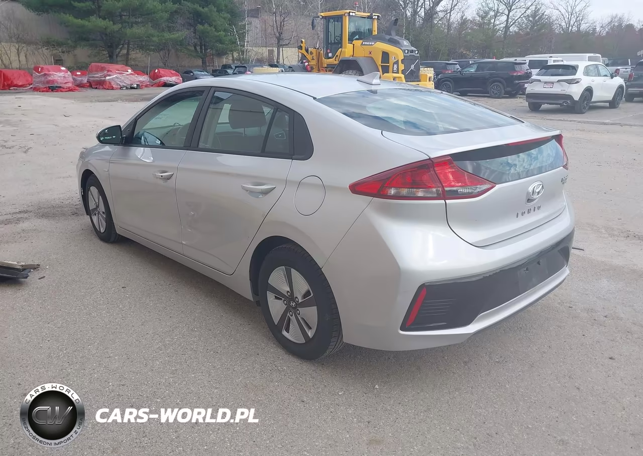 2018 Hyundai Ioniq Hybrid Blue VIN:KMHC65LC4JU075644 - 3