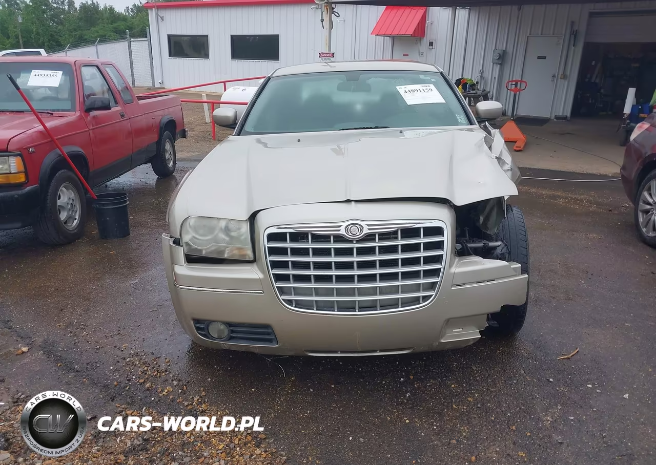 2007 Chrysler 300 Touring VIN:2C3KA53G87H664889 - 13
