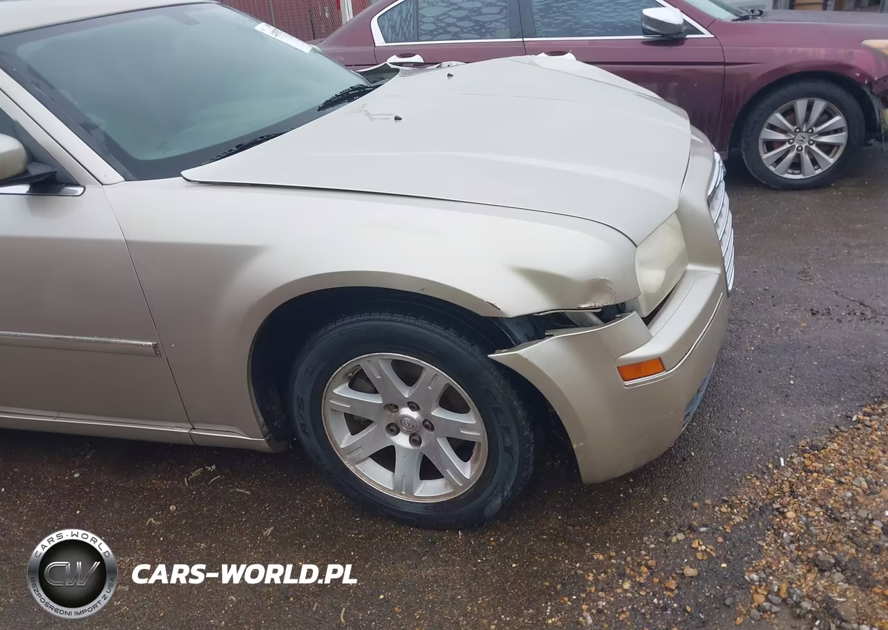 2007 Chrysler 300 Touring VIN:2C3KA53G87H664889 - 14